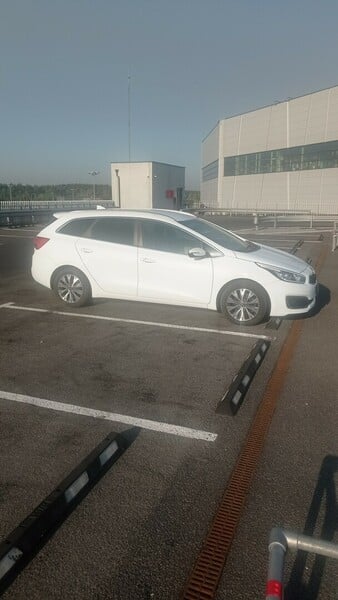 Photo 9 - Kia Cee'd 2018 y Wagon