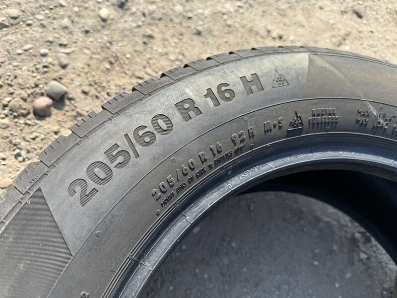 Photo 9 - Continental Siunciam, 7mm 2020m R16 winter tyres passanger car