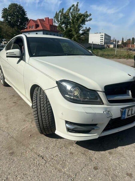 Nuotrauka 4 - Mercedes-Benz C 220 W204 2012 m dalys