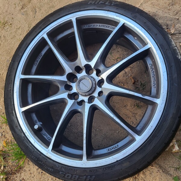 Photo 1 - Lenso Golf light alloy R17 rims