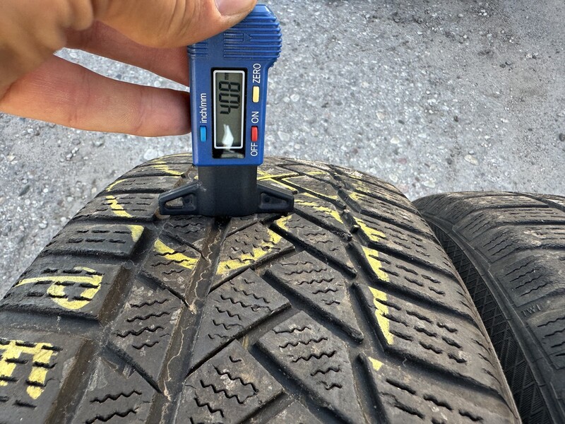 Photo 3 - Continental Siunciam, 4mm 2019m R17 winter tyres passanger car