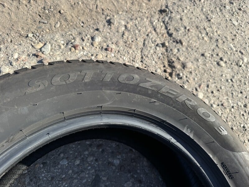 Photo 9 - Pirelli Siunciam, 4+6mm 2020 R16 winter tyres passanger car