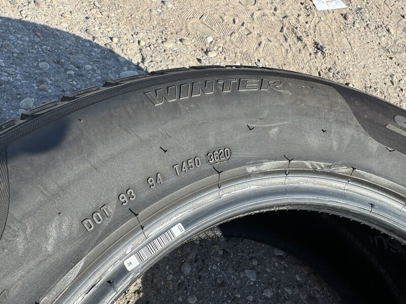 Photo 10 - Pirelli Siunciam, 4+6mm 2020 R16 winter tyres passanger car