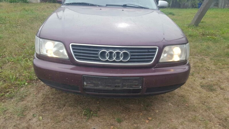 Audi A6 1995 m Universalas