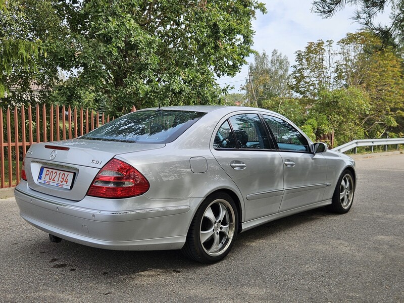 Photo 6 - Mercedes-Benz E 220 W211 CDI Avantgarde 2004 y