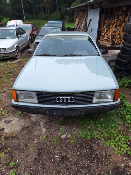 Audi 100 1987 y Sedan