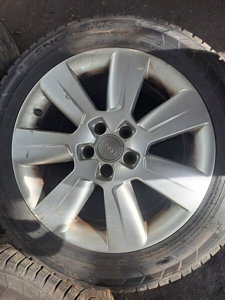 Photo 3 - A6 Allroad light alloy R17 rims