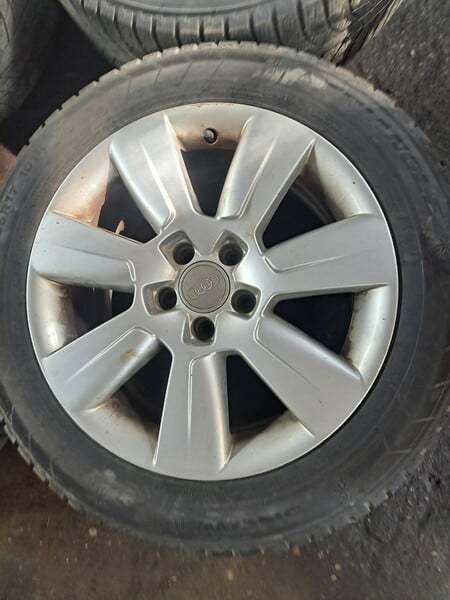 Photo 4 - A6 Allroad light alloy R17 rims