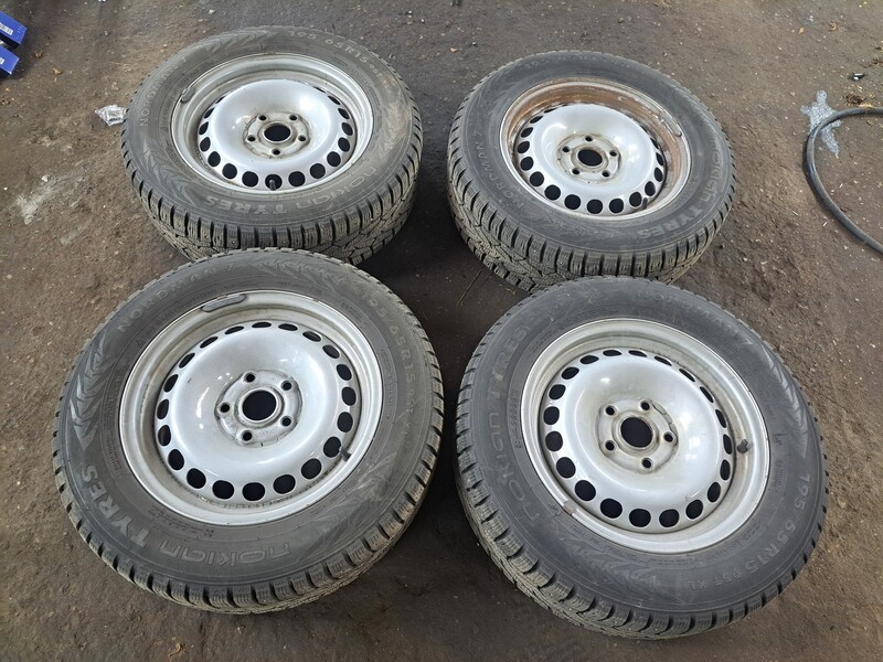 Golf steel stamped R15 rims