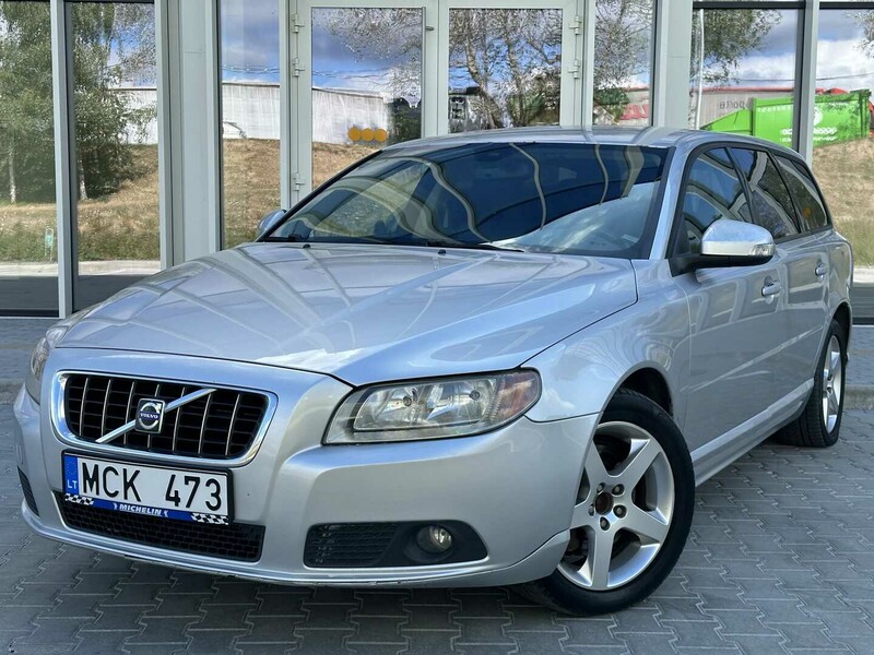 Фотография 3 - Volvo V70 2008 г Универсал