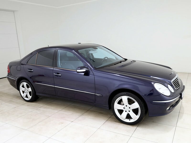 Mercedes-Benz E 320 2003 y Sedan