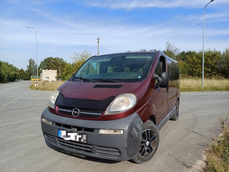 Opel Vivaro 2005 г Микроавтобус