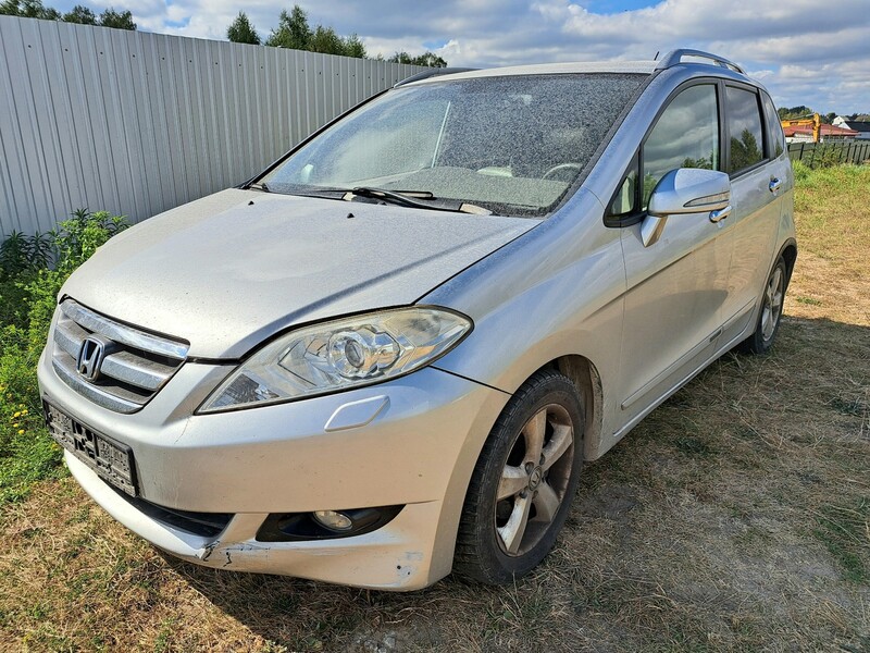 Honda Fr-V 2007 m dalys