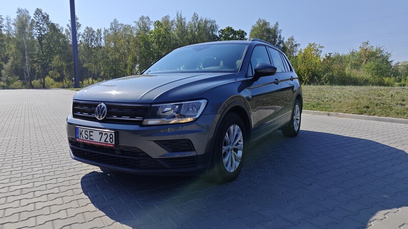 Фотография 1 - Volkswagen Tiguan 2018 г Внедорожник / Кроссовер