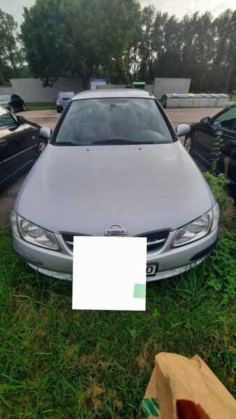 Nissan Almera 2000 г Седан