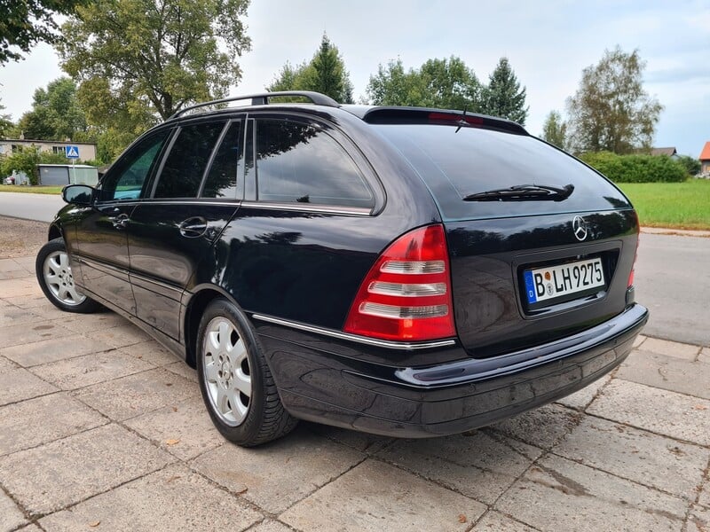 Photo 8 - Mercedes-Benz C 220 S203 T CDI Avantgarde 2006 y