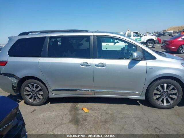 Photo 13 - Toyota Sienna 2019 y Minibus