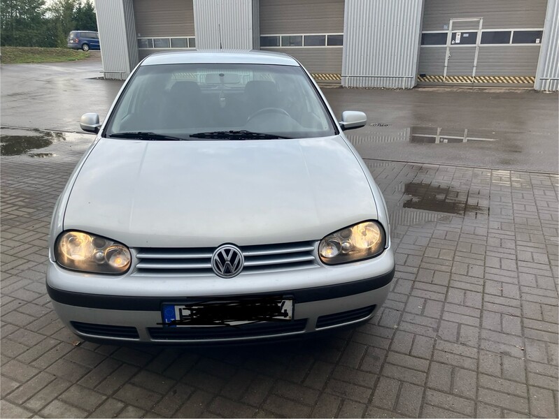 Volkswagen Golf 2001 y Hatchback