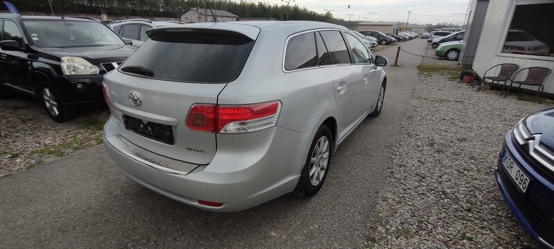 Nuotrauka 3 - Toyota Avensis 2010 m Universalas