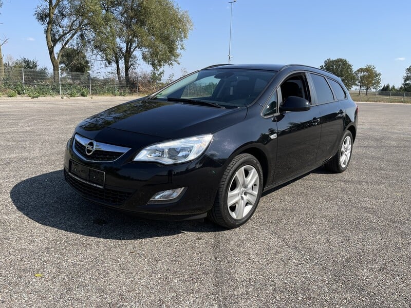 Photo 3 - Opel Astra CDTI 2010 y