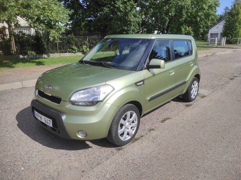 Kia Soul 2009 y Off-road / Crossover