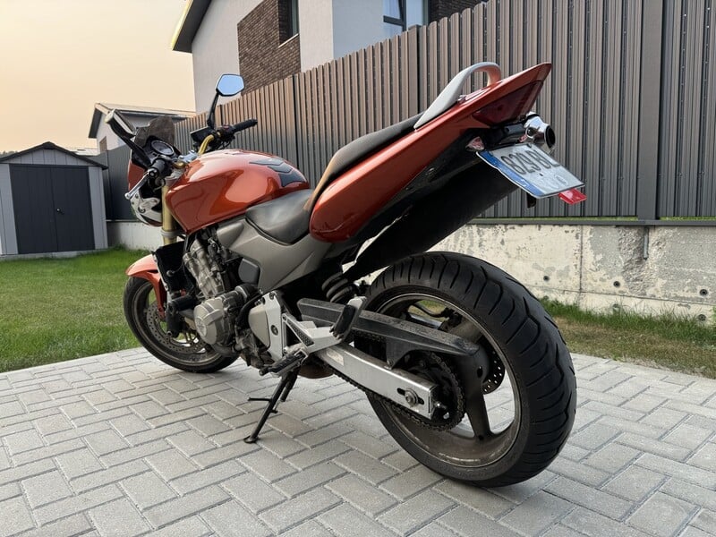 Photo 10 - Honda Hornet 2005 y Classical / Streetbike motorcycle