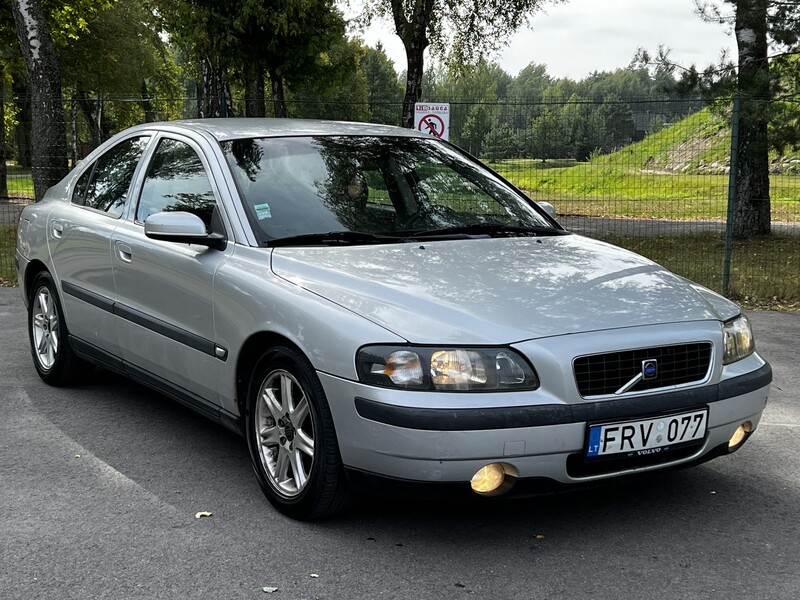 Volvo S60 I D Momentum 2004 y