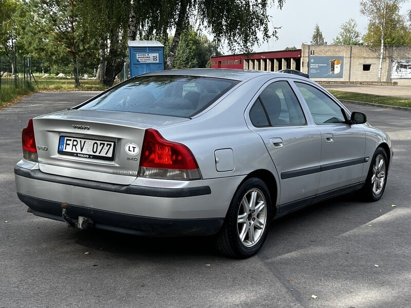 Photo 3 - Volvo S60 I D Momentum 2004 y