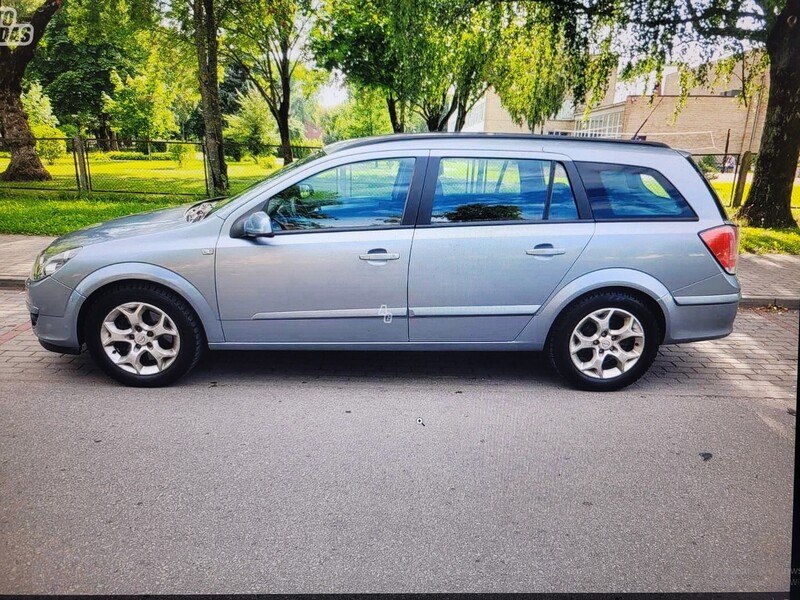 Opel Astra 2007 m dalys