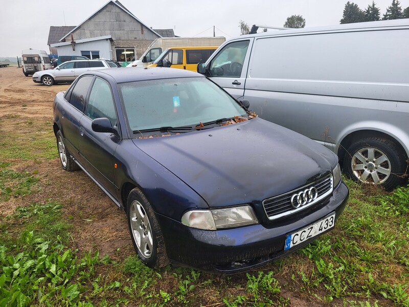 Audi A4 B5 1998 г запчясти