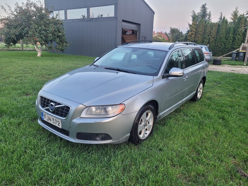 Volvo V70 2010 г Универсал