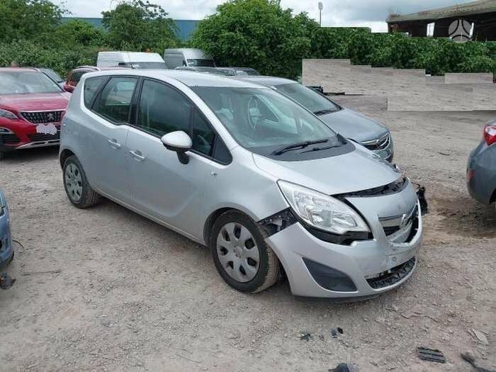 Opel Meriva 2011 y parts