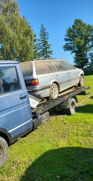 Volkswagen Passat 1989 г запчясти