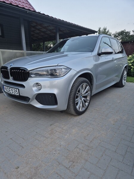 Bmw X5 2014 г Внедорожник / Кроссовер