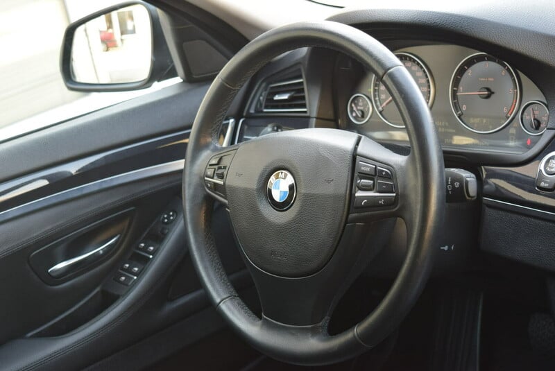 Photo 12 - Bmw 525 F11 2015 y