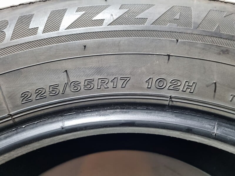 Nuotrauka 9 - Bridgestone 5mm R17 žieminės padangos lengviesiems