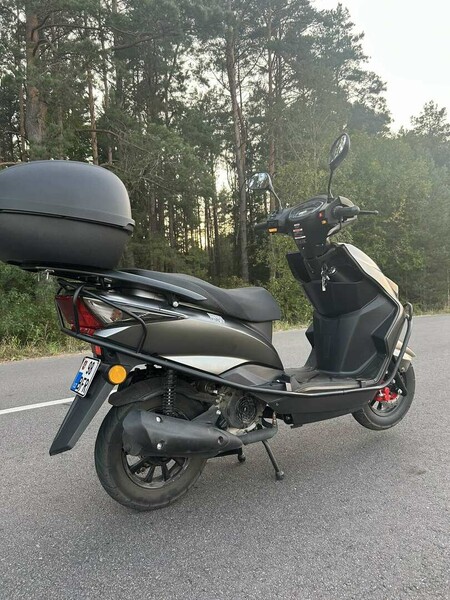 Yiben YB50QT-3 2024 m Motoroleris / Mopedas