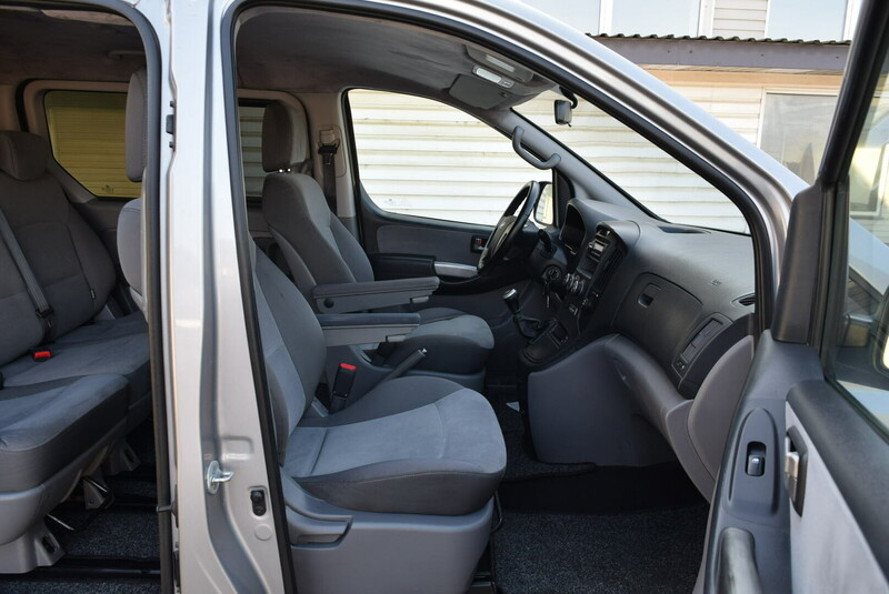 Photo 8 - Hyundai H-1 STAREX 2015 y