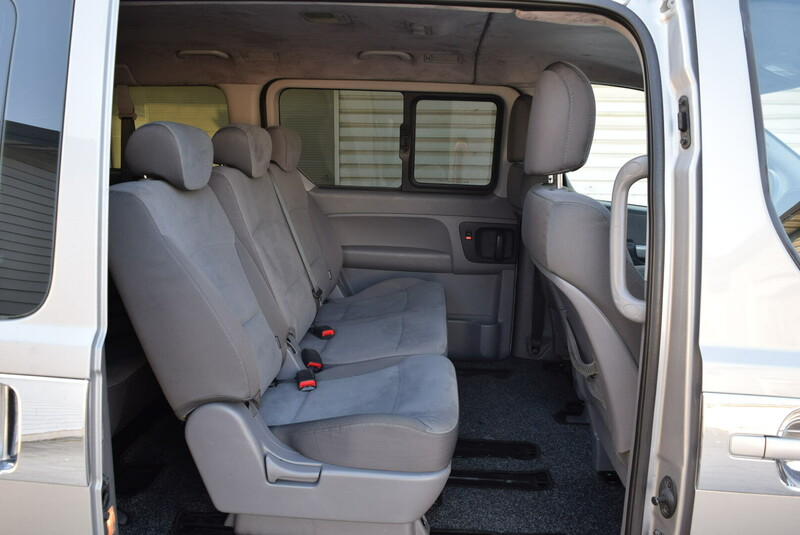 Photo 9 - Hyundai H-1 STAREX 2015 y