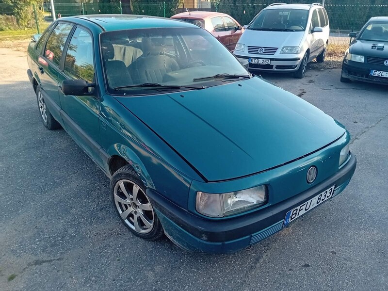 Volkswagen Passat 1991 y Sedan