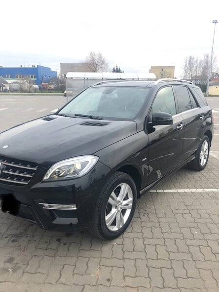 Photo 1 - Mercedes-Benz ML 350 2012 y Off-road / Crossover