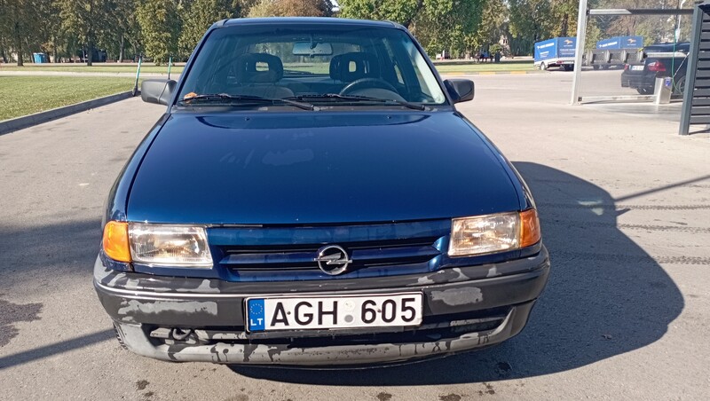 Photo 3 - Opel Astra 1993 y Hatchback