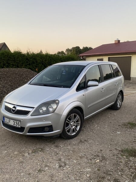 Opel Zafira 2006 г Минивэн