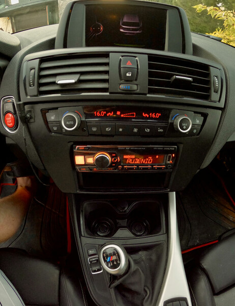 Photo 11 - Bmw 116 F20 2011 y