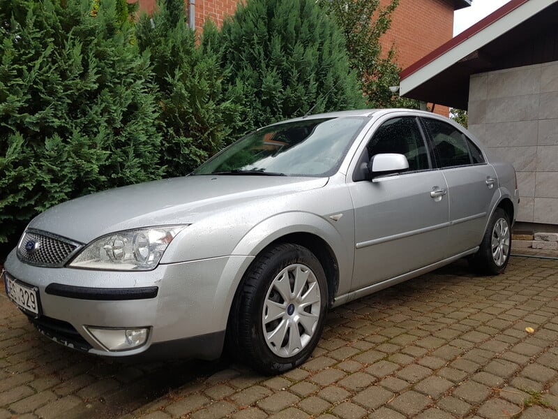 Ford Mondeo II 2004 y