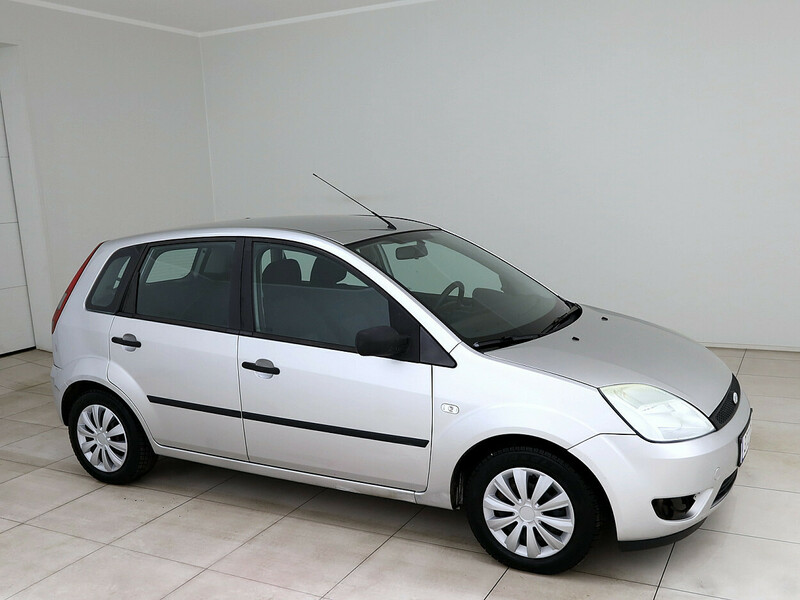 Ford Fiesta 2005 y Hatchback