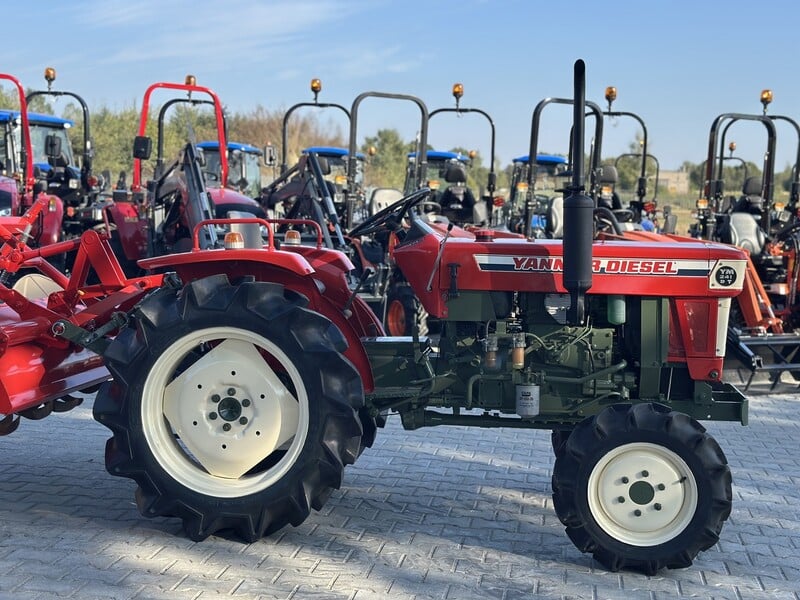 Photo 7 - Yanmar YM-241 1982 y Tractor