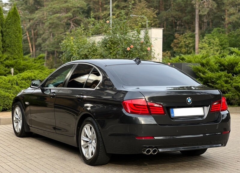 Photo 3 - Bmw 520 2010 y Sedan