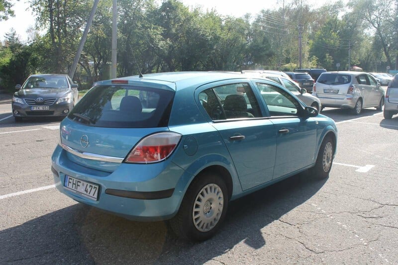 Photo 7 - Opel Astra 2004 y Hatchback