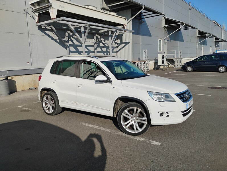 Volkswagen Tiguan R LINE 2010 г